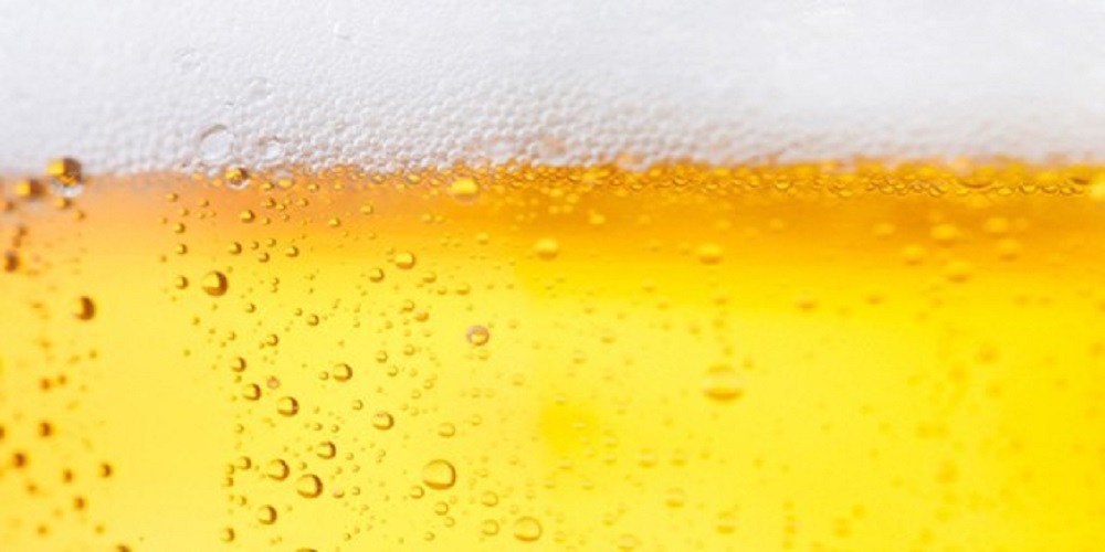 Как рекламировать пиво в России: законодательные запреты и безалкогольное пиво как «зонтичный бренд»