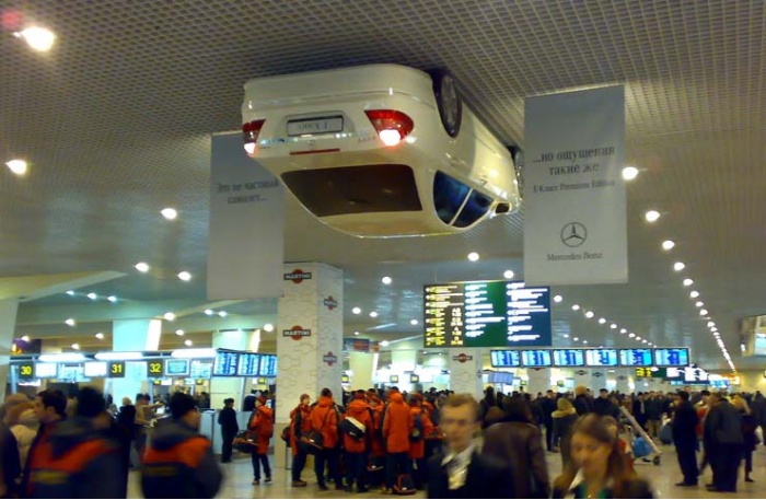 Реклама в аэропорту Домодедово